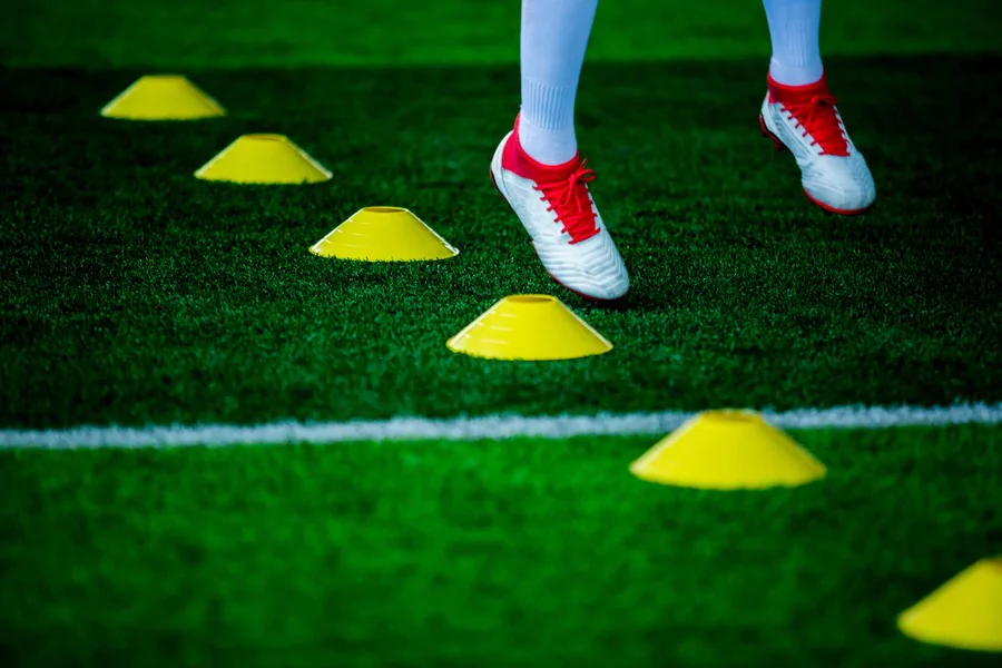 Quels sont les meilleurs exercices pour s'entraîner au football ?