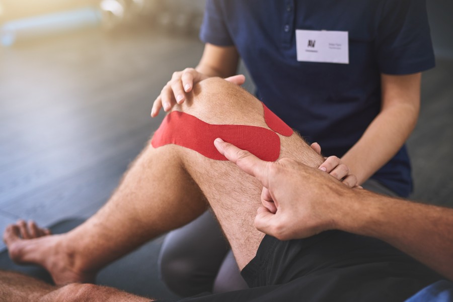 Quels sont les traitements recommandés pour la blessure de Diakhaby ?